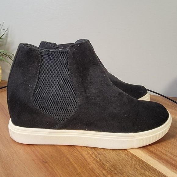Madden Girl Black Faux Suede Hidden Wedge High Top Sneakers Size 7 - Picture 5 of 17